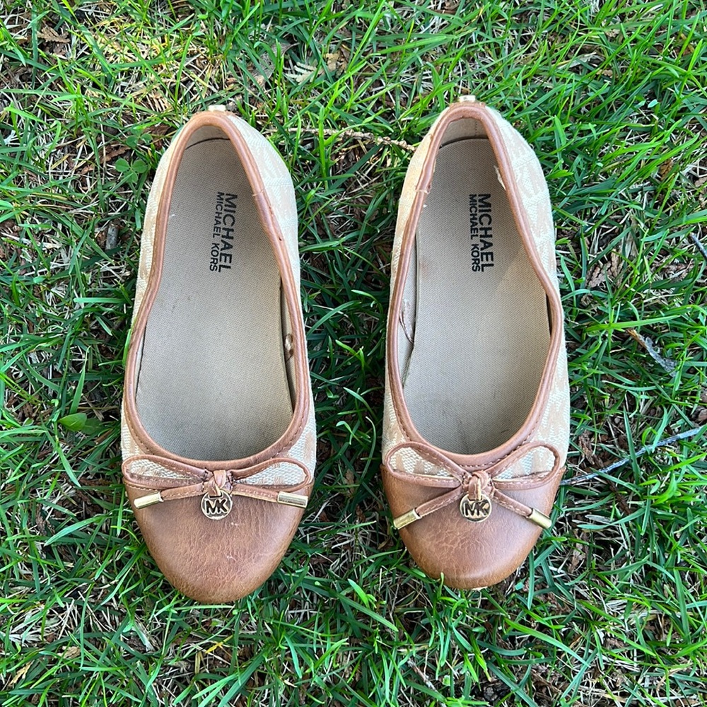 Girls Michael Kors flats
